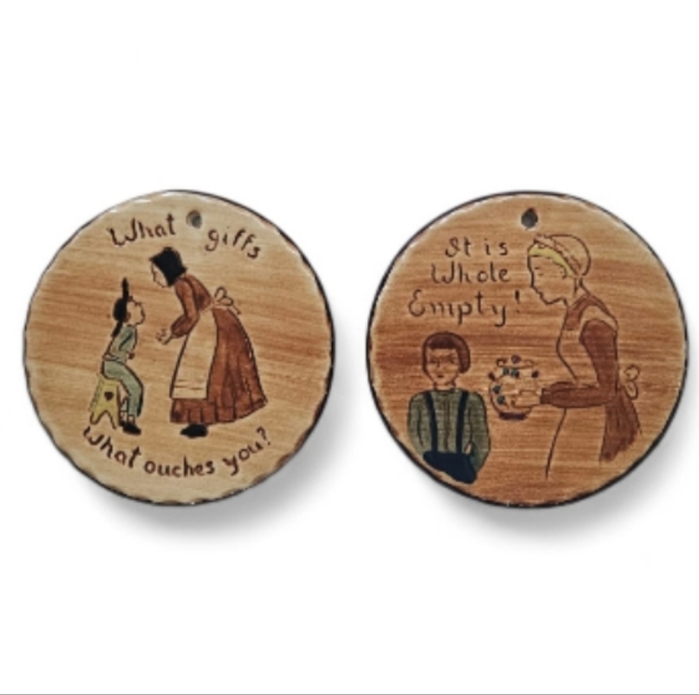 Vintage Pennsbury Pottery Amish Trivet Wall Hanging Ornament 4.5" Set Of Two